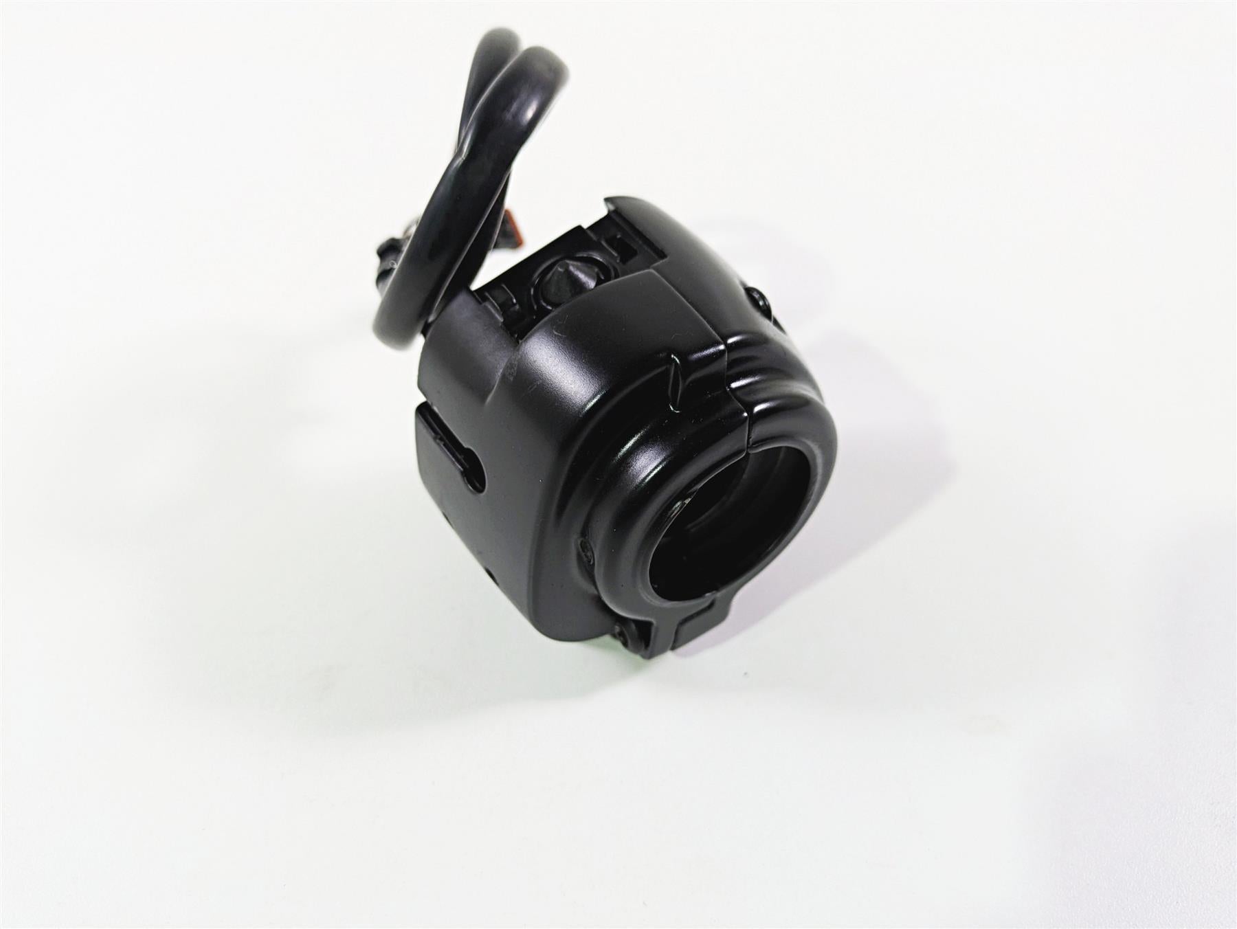 2019 Harley Softail FXDR 114 Left Hand Light Control Switch 71500292 {{ shop.shopifyCountryName }} - Mototech271