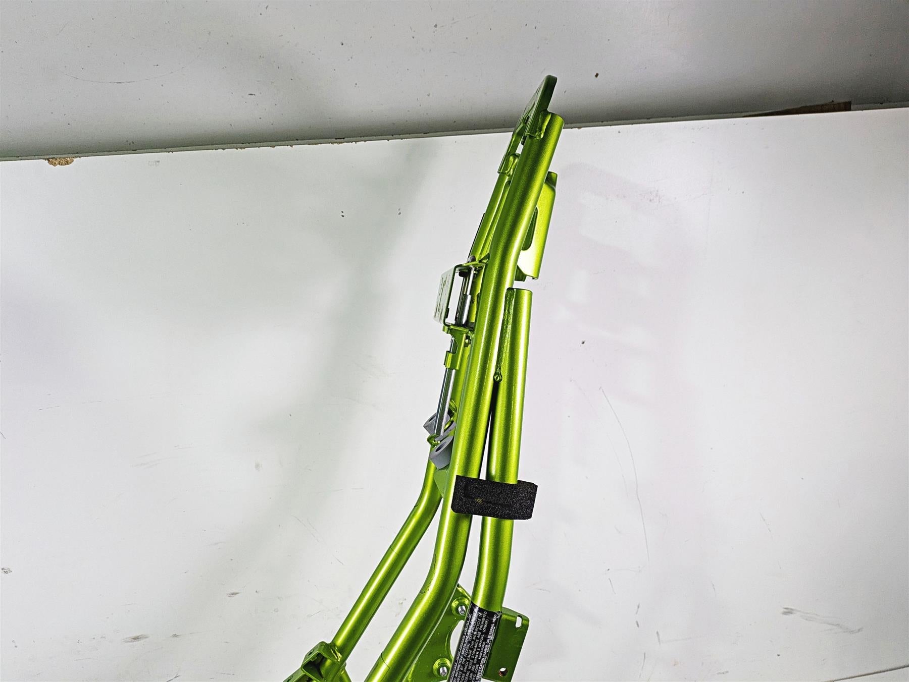 greenorange0505出品　本体+オプション各1点ずつ付属 2021 Kawasaki Z900 ZR900 Straight Main Frame Chassis With Clean