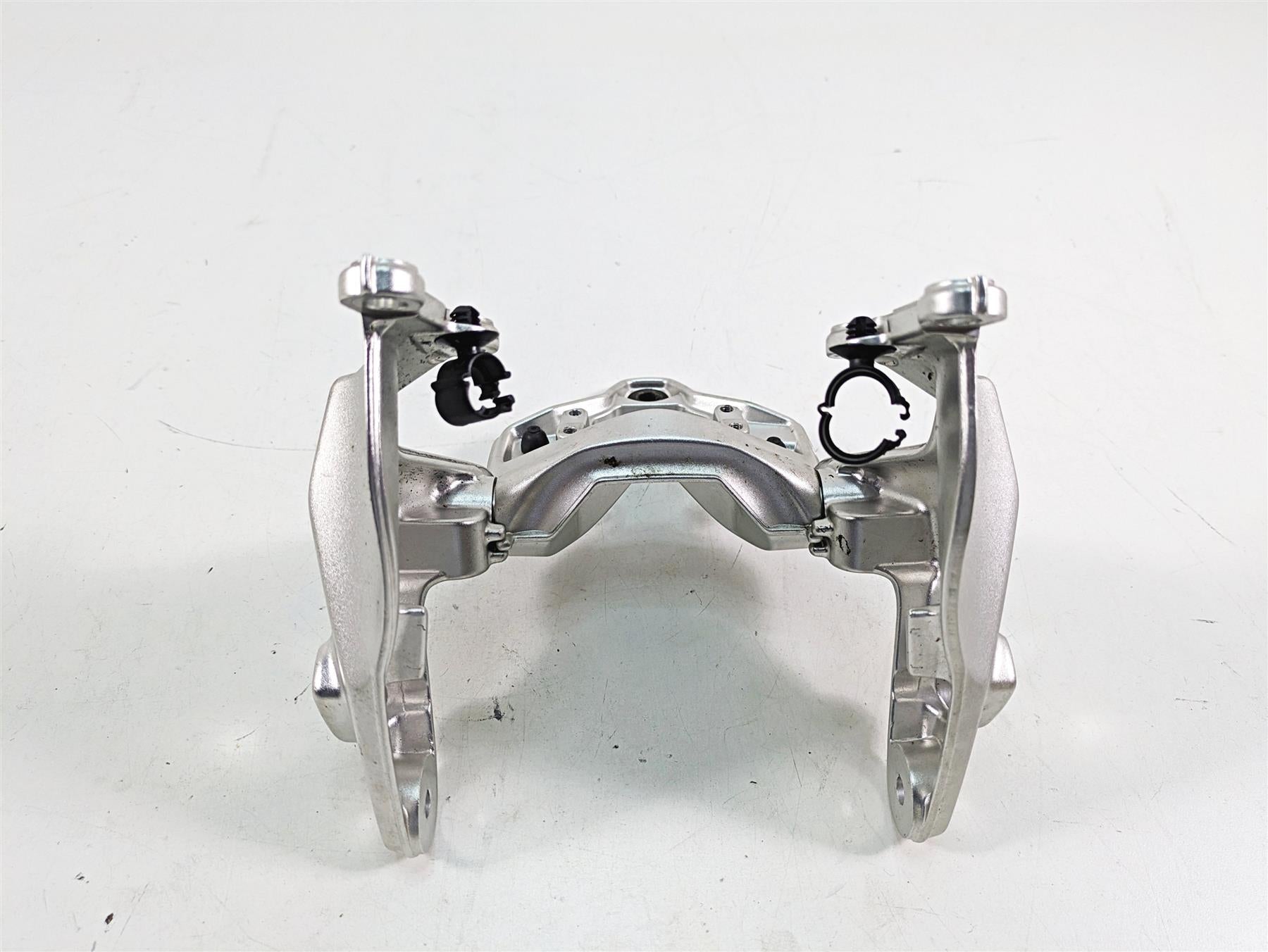 2016 BMW R1200R K53 Front Speedo Gauges Stay Carrier Set 46638543497 46638543498 {{ shop.shopifyCountryName }} - Mototech271