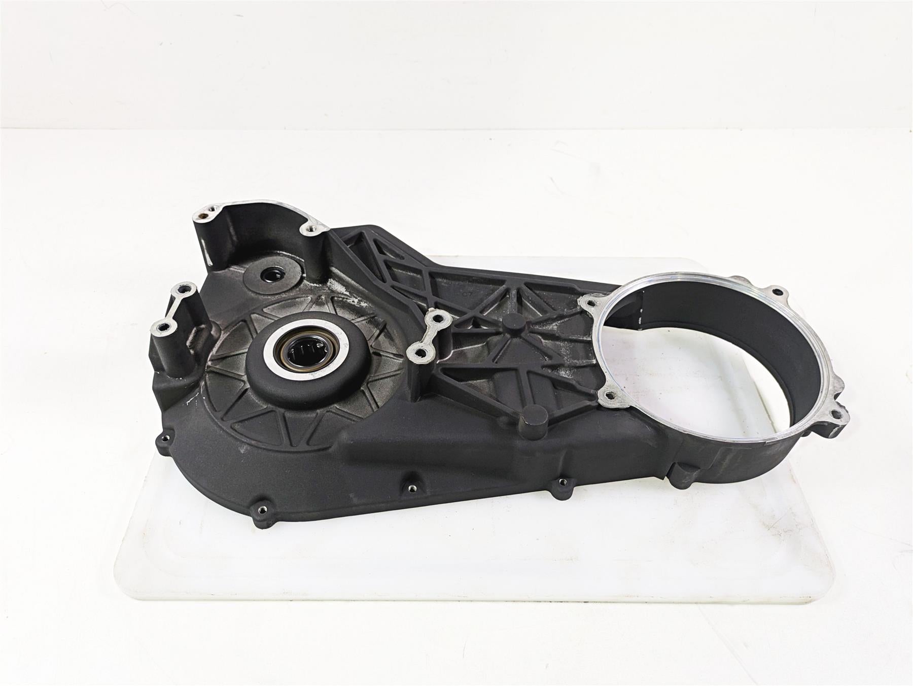 2004 Harley Softail FXSTDI Deuce Inner Primary Drive Clutch Cover 60620-94B {{ shop.shopifyCountryName }} - Mototech271