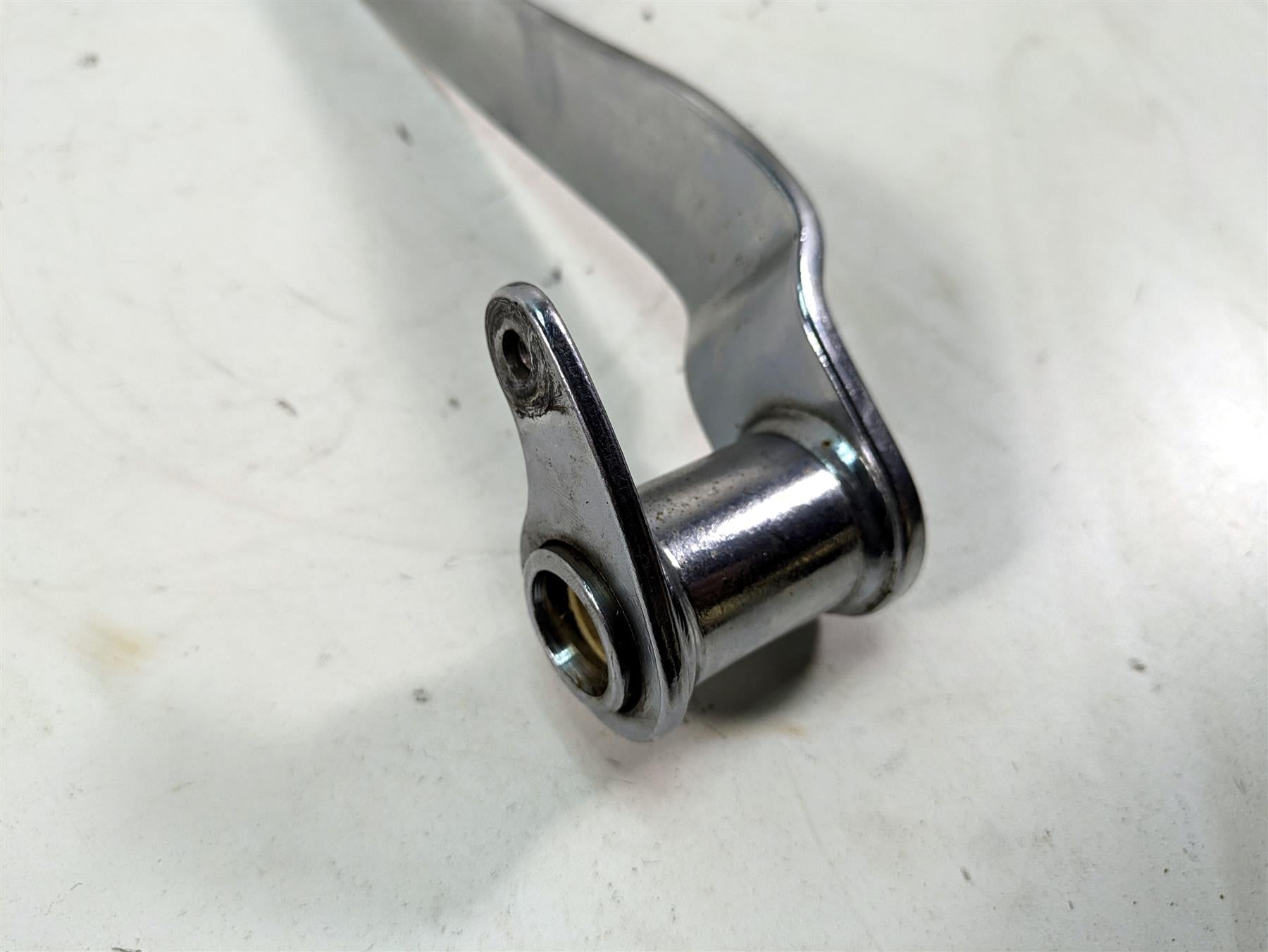 2006 Harley Touring FLHTCUI Electra Glide Rear Brake Pedal Lever 42407-02 {{ shop.shopifyCountryName }} - Mototech271