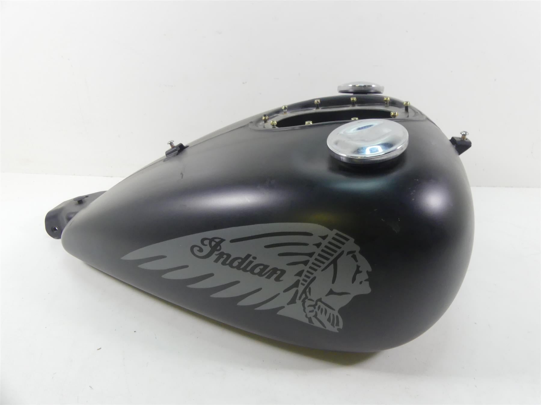 2016 Indian Chieftain Dark Horse Fuel Gas Petrol Tank Reservoir - Read 1021997 {{ shop.shopifyCountryName }} - Mototech271