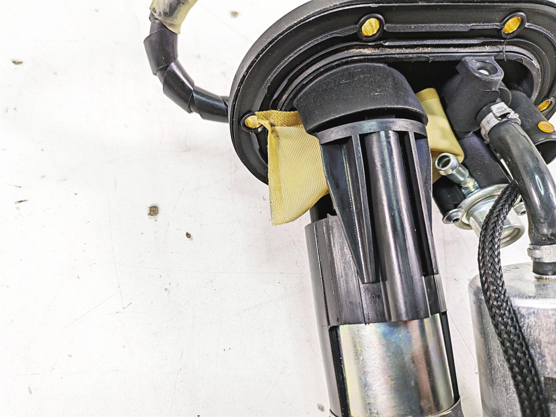2014 Moto Guzzi California 1400 T Fuel Gas Petrol Pump - Tested B063104 {{ shop.shopifyCountryName }} - Mototech271