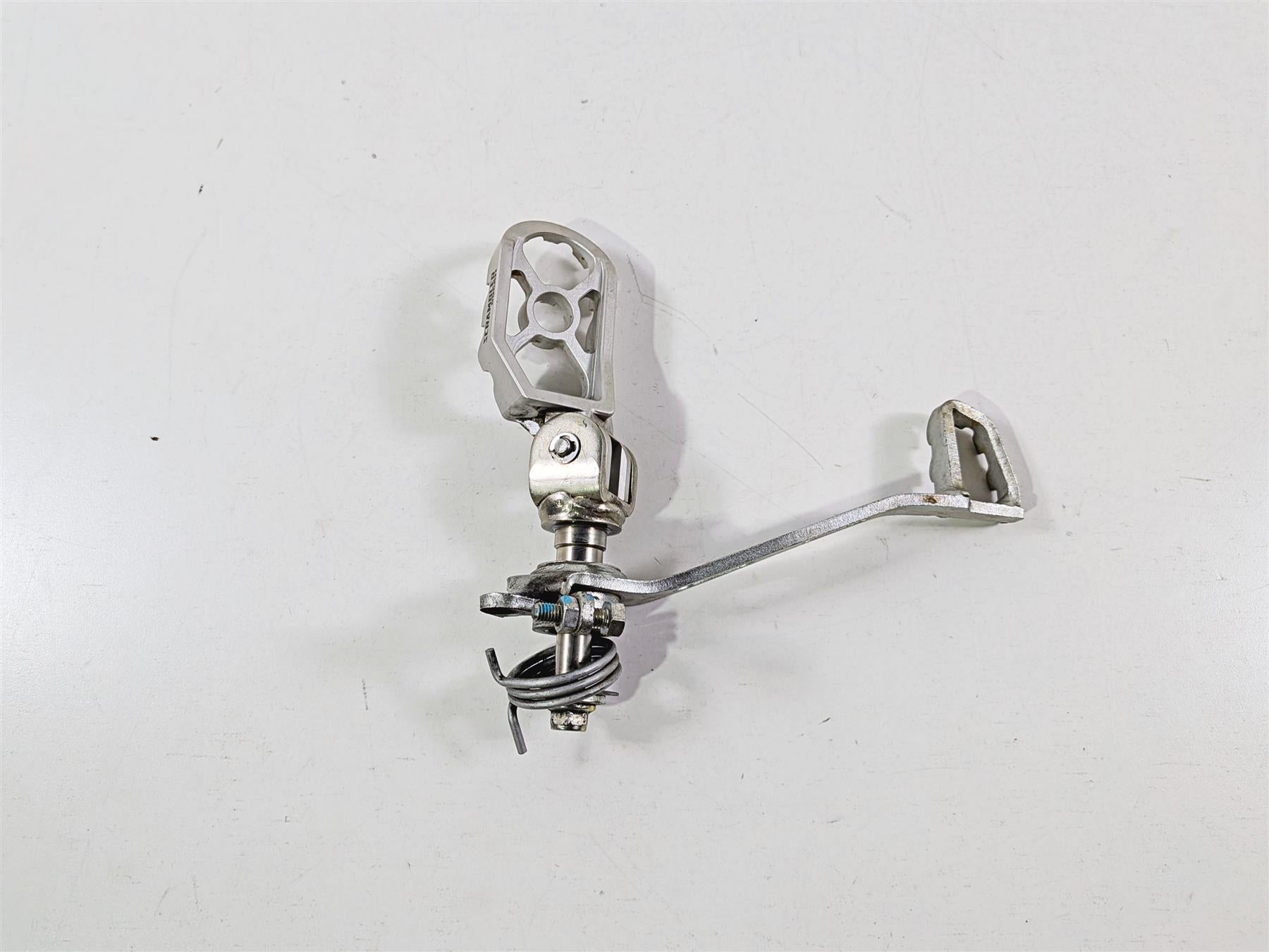 2015 Ducati Scrambler Urban Enduro Right Footpeg + Mount Brake Pedal 45720951AA-Mototech271