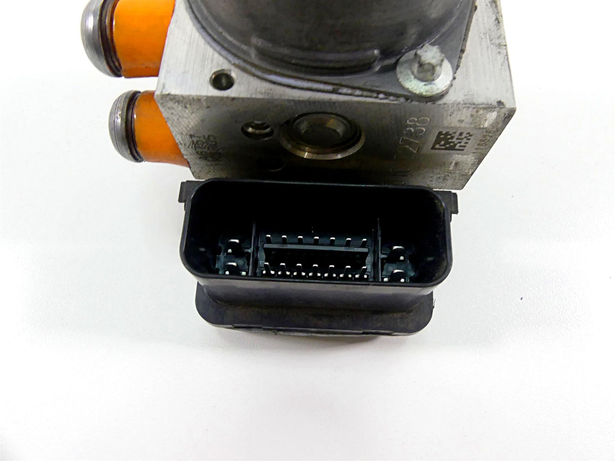 2013 BMW F800GS STD K72 Abs Brake Pump Unit Module 34518546851 {{ shop.shopifyCountryName }} - Mototech271