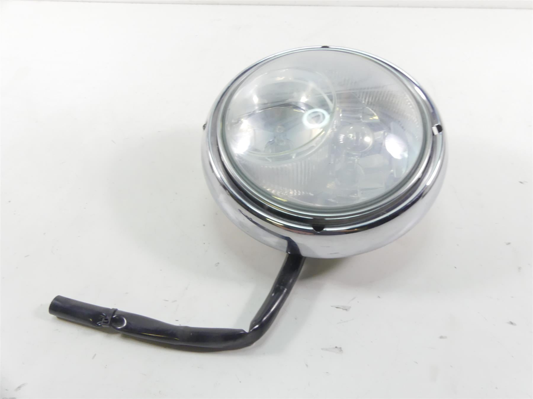 2010 Harley Touring FLHX Street Glide Headlight Head Light Lamp 68342-05 {{ shop.shopifyCountryName }} - Mototech271