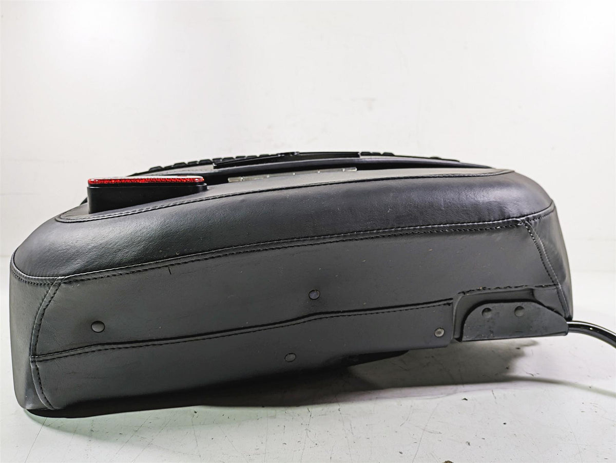 2019 Harley FLHCS Softail Heritage Right Saddle Bag Saddlebag 90201436 {{ shop.shopifyCountryName }} - Mototech271