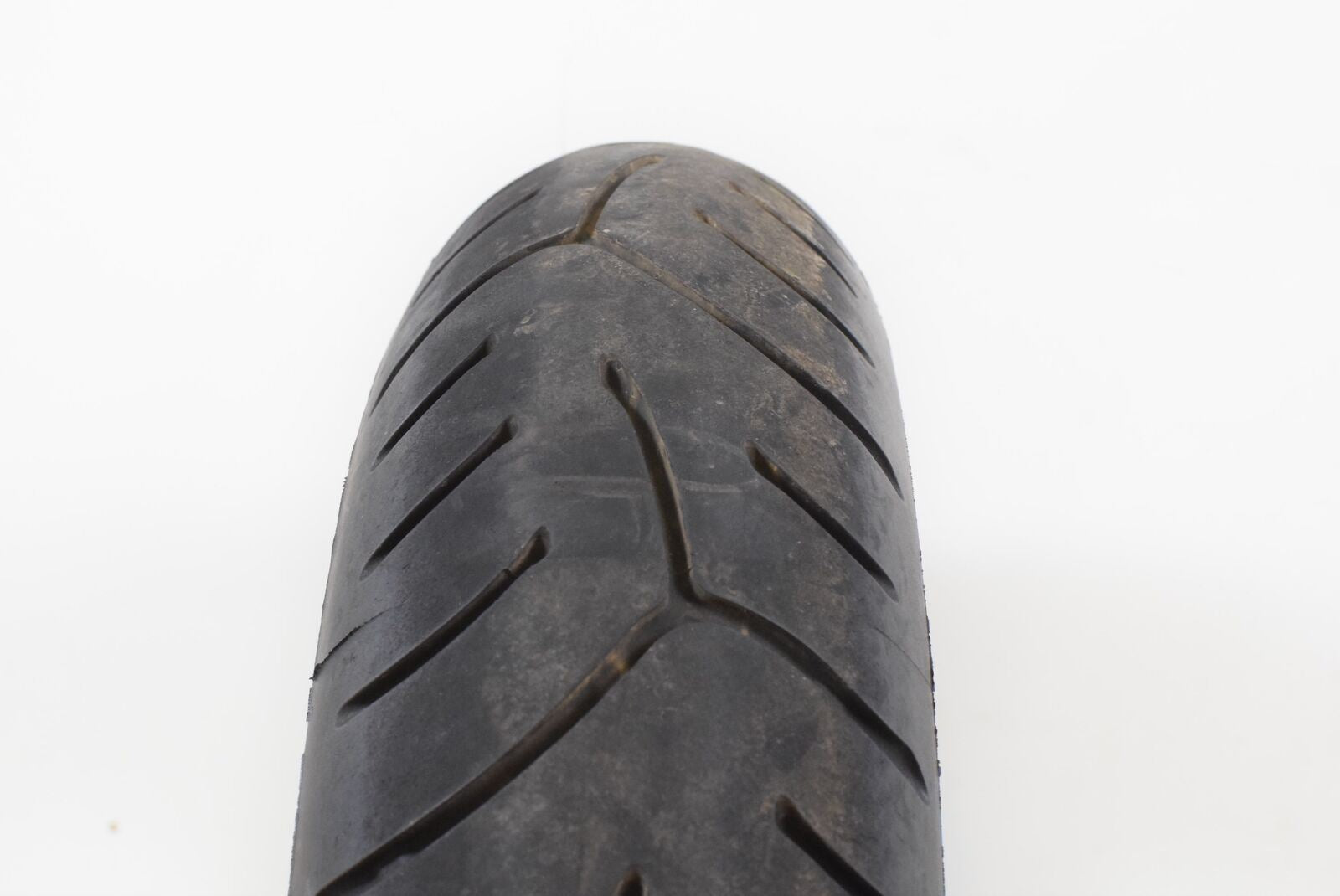 USED Front Tire Bridgestone Battlax T30-F Sport Touring 120/ 70-17 003872 {{ shop.shopifyCountryName }} - Mototech271
