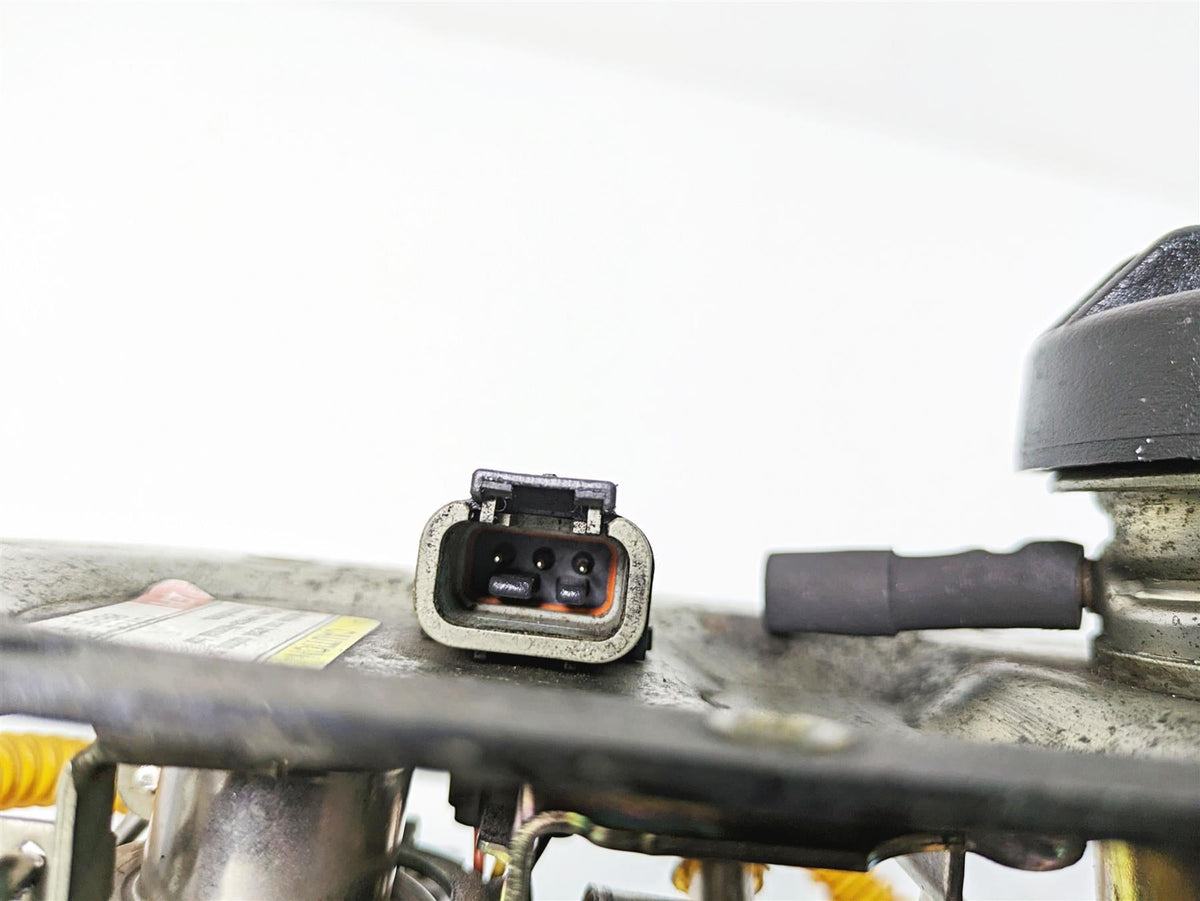 2005 Harley Touring FLHTCUI Electra Glide Fuel Gas Petrol Pump & Sender 75126-02 {{ shop.shopifyCountryName }} - Mototech271