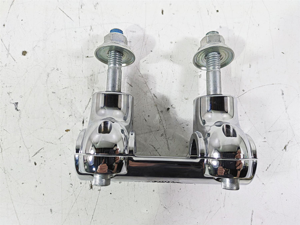 2019 Harley FLHCS Softail Heritage Handlebar Clamp Riser Set 56998-09 {{ shop.shopifyCountryName }} - Mototech271