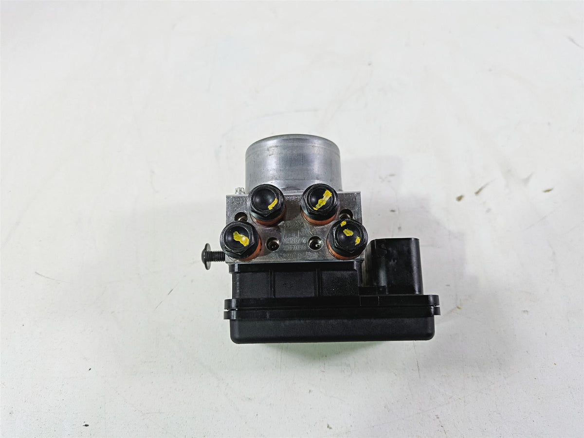 2022 Ducati Scrambler Desert Sled Abs Brake Pump Control Module 54240841B {{ shop.shopifyCountryName }} - Mototech271