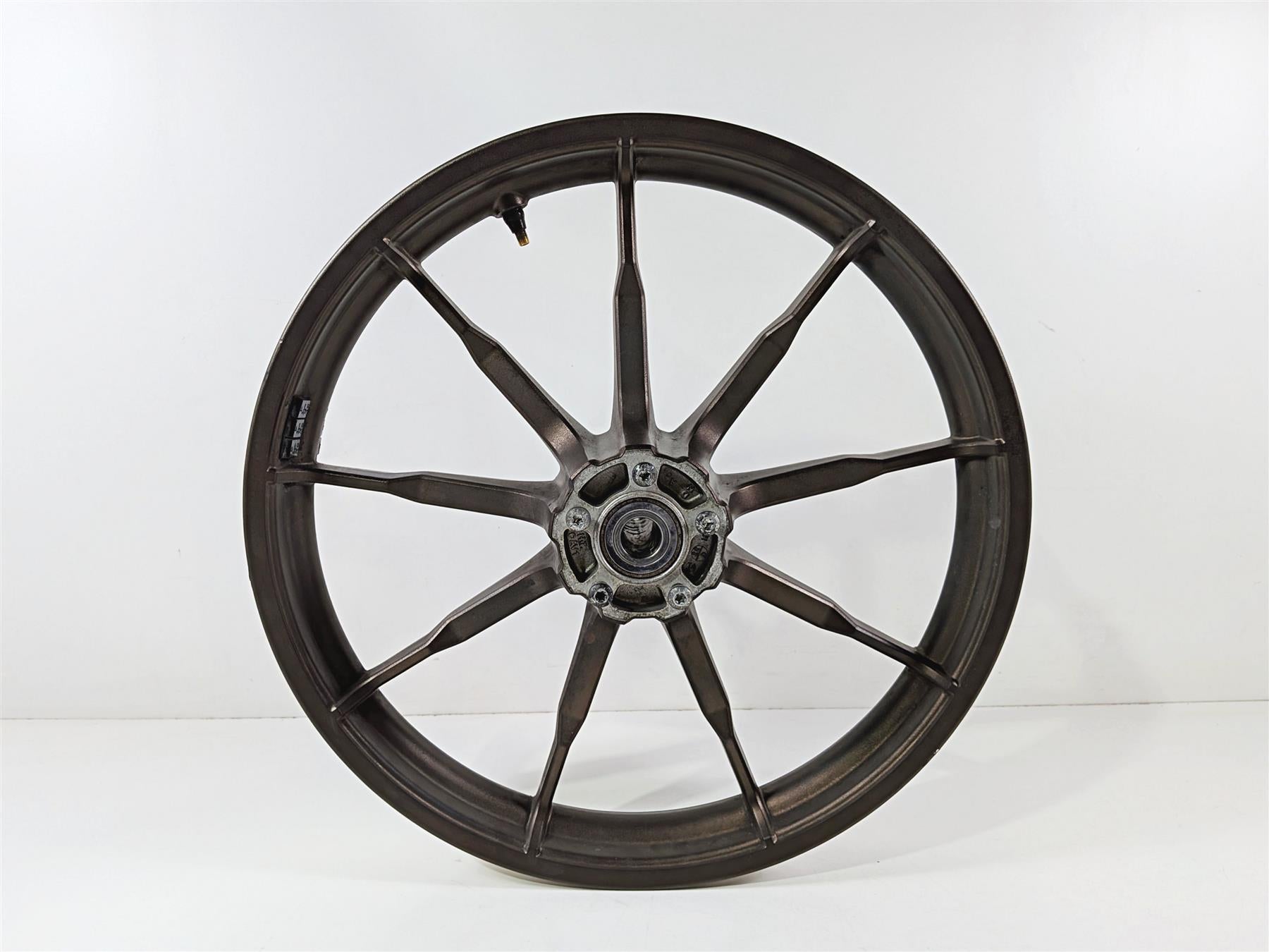 2022 Harley Softail FXLRST Low Rider Front Rim Wheel 9 Spoke 19x2.5 43300740 {{ shop.shopifyCountryName }} - Mototech271