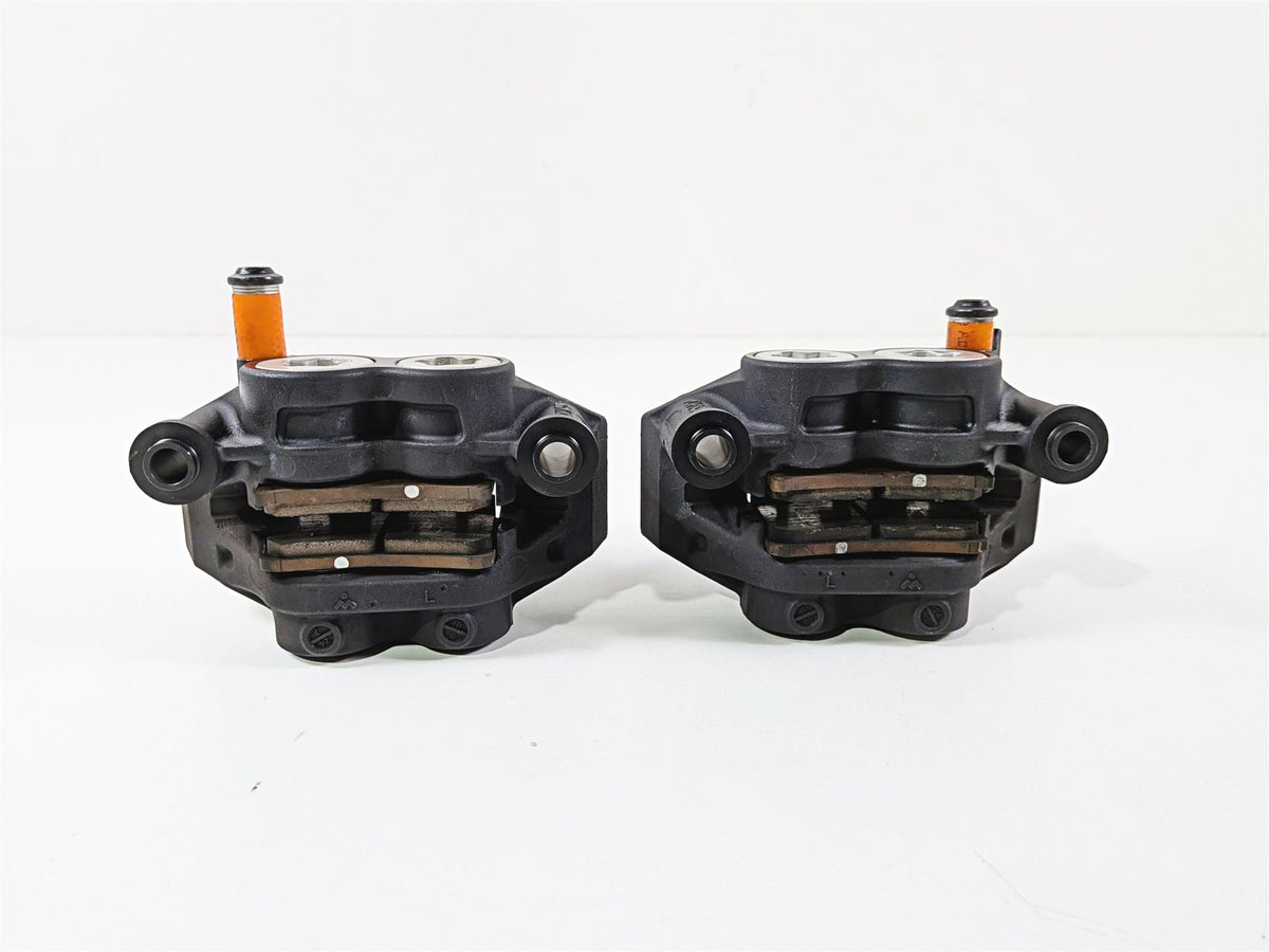 2025 Yamaha YZF R7 Front Brake Caliper & Pad Set 1RC-2580T-00-00 1RC-2580U-00-00 {{ shop.shopifyCountryName }} - Mototech271