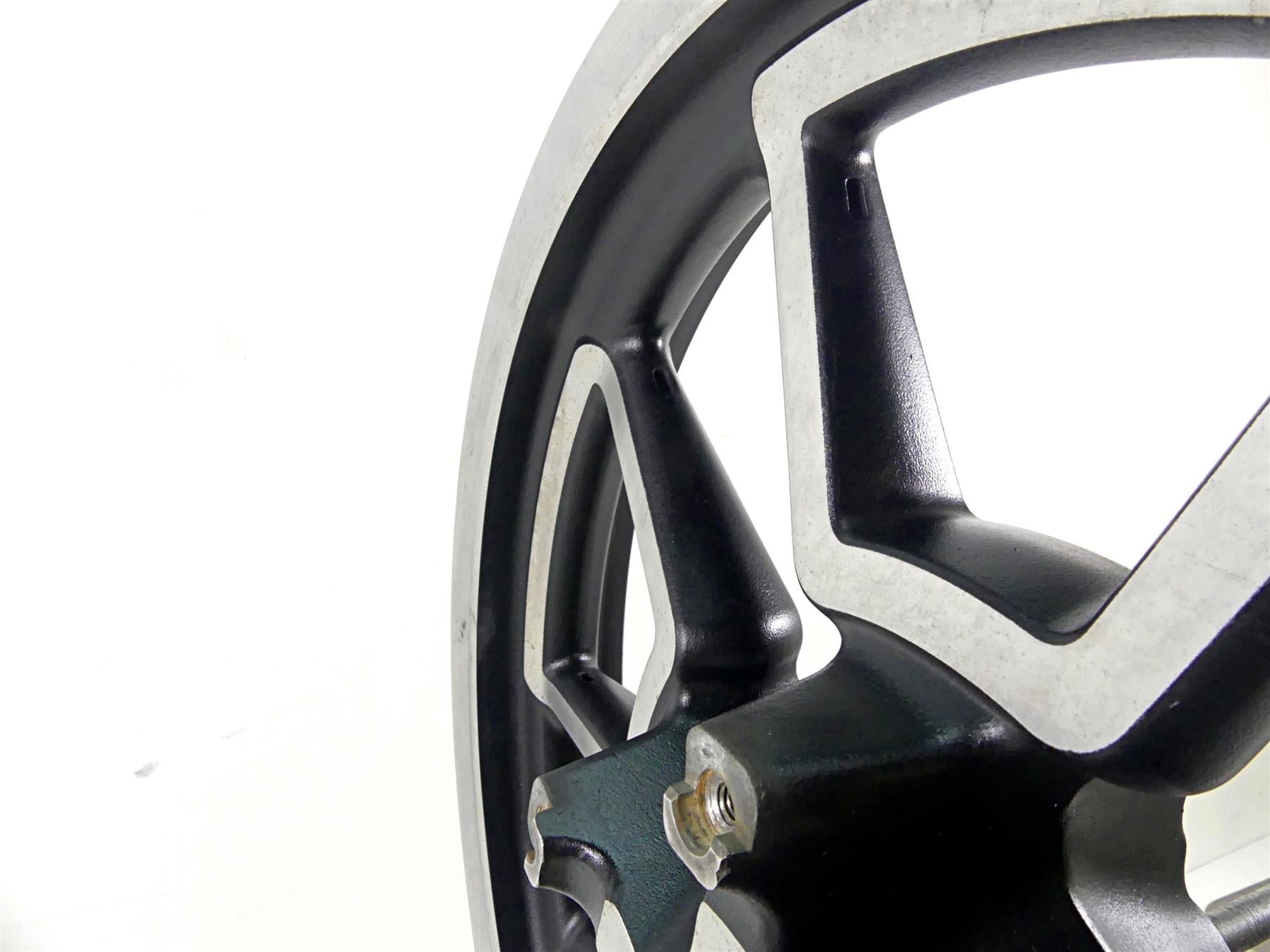 2014 Harley FXDL Dyna Low Rider Front Wheel Rim 19x2.5 - Ding 43300280 {{ shop.shopifyCountryName }} - Mototech271