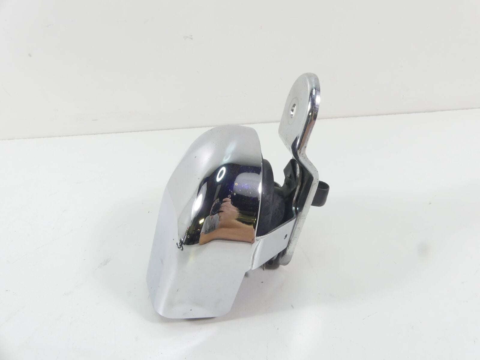 2006 Harley Touring FLHTCU SE CVO Horn With Chrome Cover 69012-93A {{ shop.shopifyCountryName }} - Mototech271