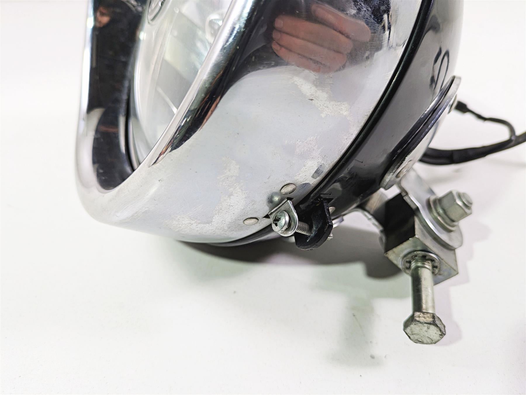 2014 Harley FLS Softail Slim 7" Headlight Head Light & Bracket - Read 68342-05A {{ shop.shopifyCountryName }} - Mototech271