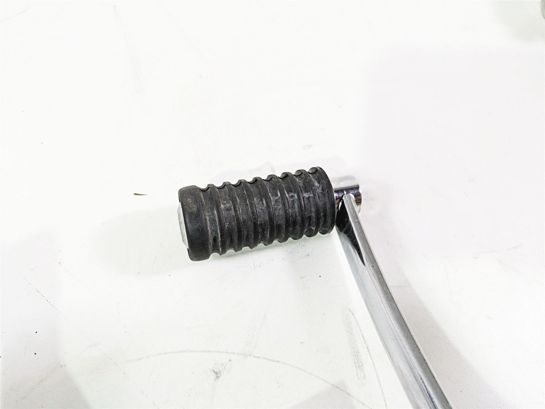 2016 Harley FXDL Dyna Low Rider Left Rider Foot Peg & Shift Lever Set 50500279 {{ shop.shopifyCountryName }} - Mototech271