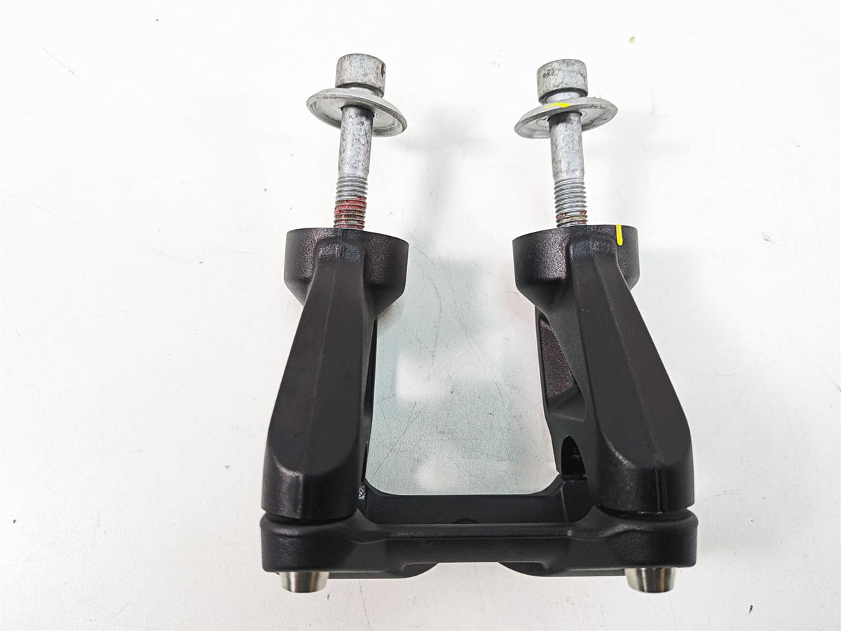 2020 Moto Guzzi V85 TT Adventure Handlebar Steering Riser Holder Set 2B004163 {{ shop.shopifyCountryName }} - Mototech271