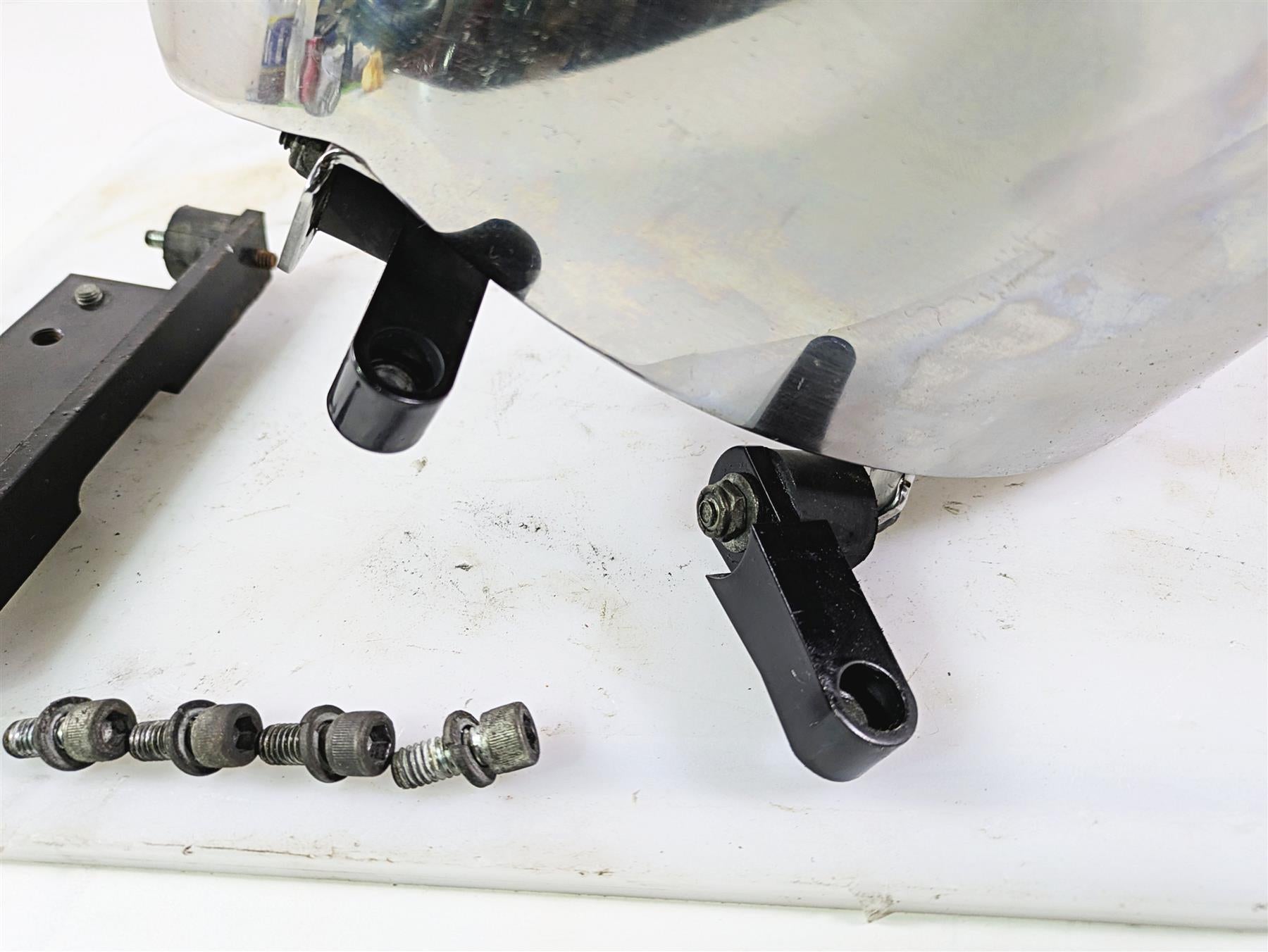 2002 Indian Spirit Deluxe Chrome Oil Tank Reservoir 29-962 {{ shop.shopifyCountryName }} - Mototech271