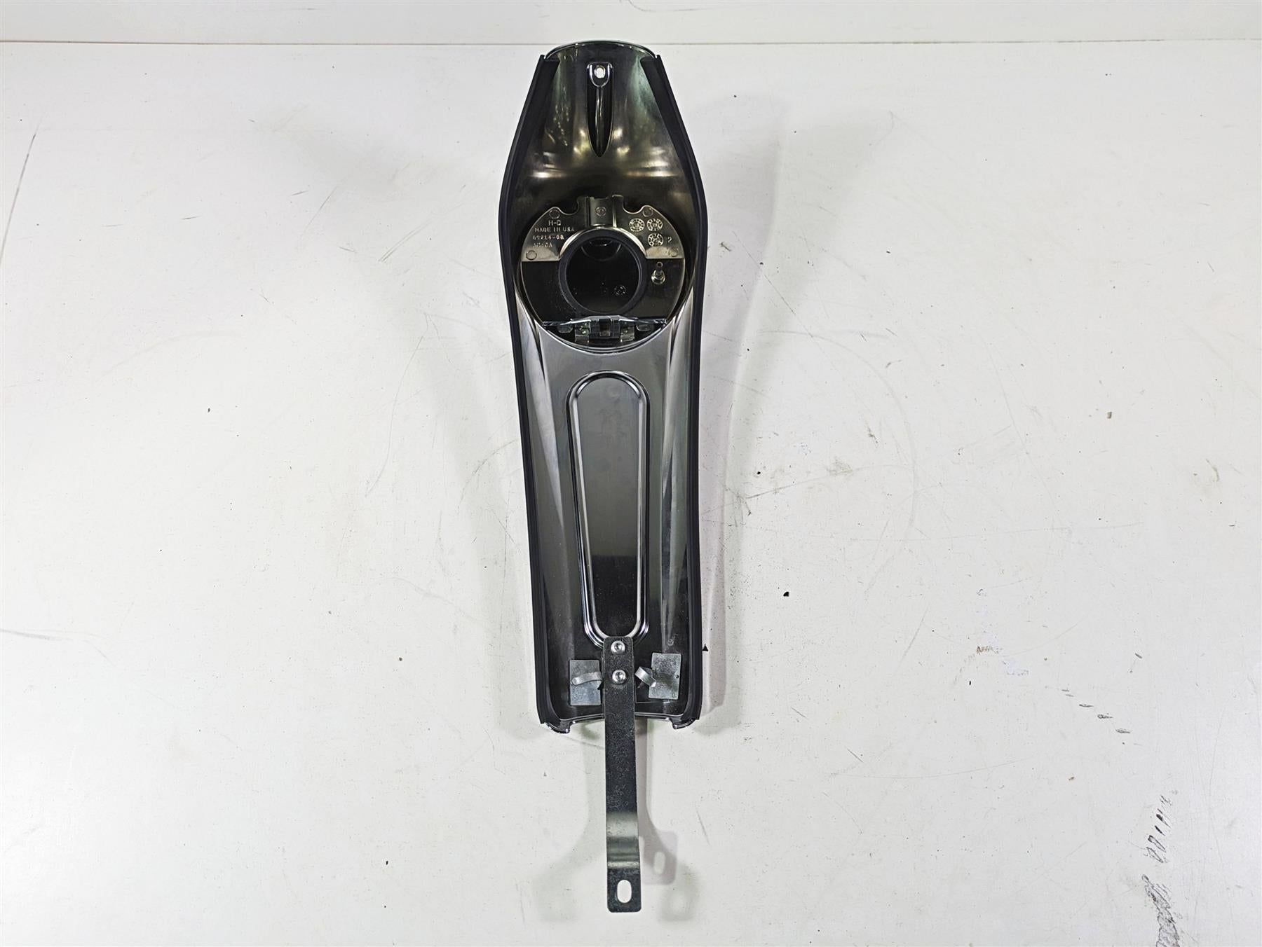 2020 Harley Touring FLHT Electra Glide Fuel Gas Tank Cover Dash 69214-08 {{ shop.shopifyCountryName }} - Mototech271