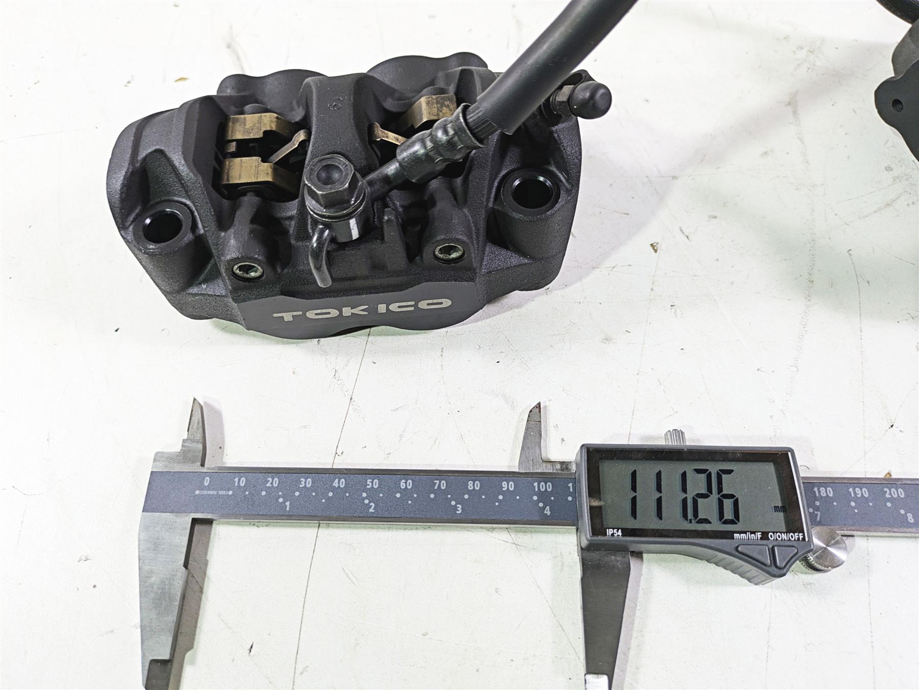 2008 Honda CBR1000RR SC59 Tokico Front Brake Caliper Set 45150-MFL-003 {{ shop.shopifyCountryName }} - Mototech271