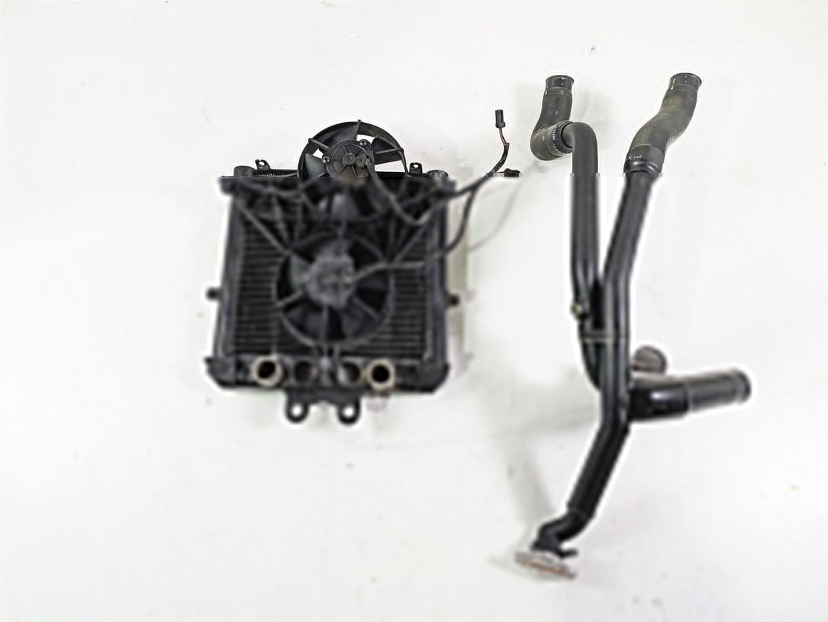 2013 Harley VRSCF Muscle Rod Radiator Fans Reservoir Hoses - Tested 26722-04 {{ shop.shopifyCountryName }} - Mototech271