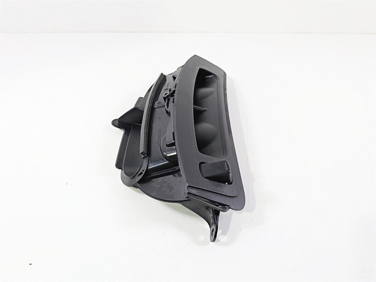 2018 Harley Touring FLHTCU Electra Glide Front Fairing Air Duct Inlet Vent 29200038-Mototech271