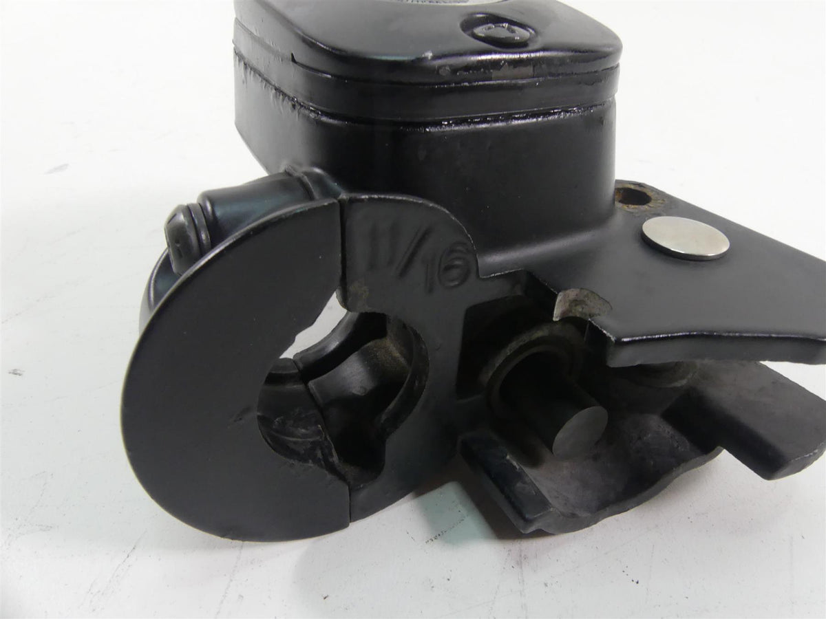 2014 Harley FXDF Dyna Fat Bob Front Brake Master Cylinder 11/16" 45170-08F {{ shop.shopifyCountryName }} - Mototech271