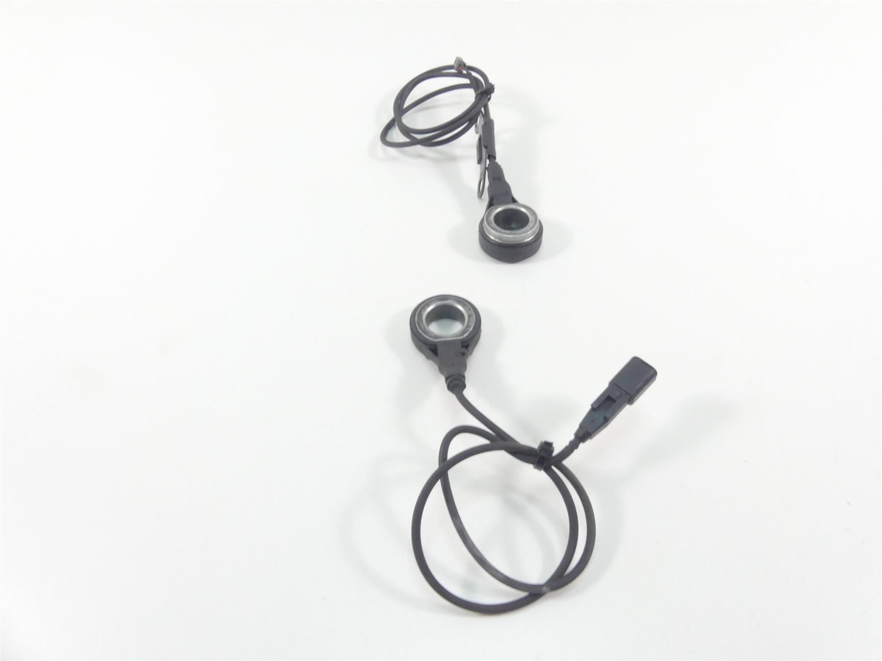 2018 Harley FXBRS Softail Breakout Abs Brake Wheel Speed Sensor Set 41100076 {{ shop.shopifyCountryName }} - Mototech271