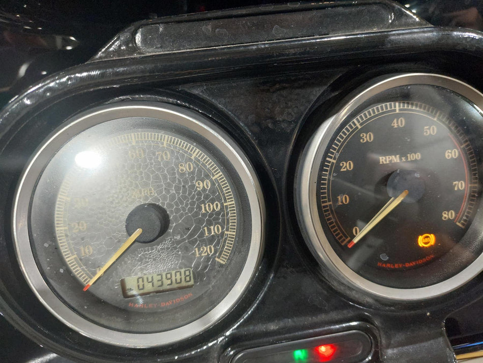 2011 Harley Touring FLTRU Road Glide Speedometer Gauge Instrument - 43K 67349-08 {{ shop.shopifyCountryName }} - Mototech271