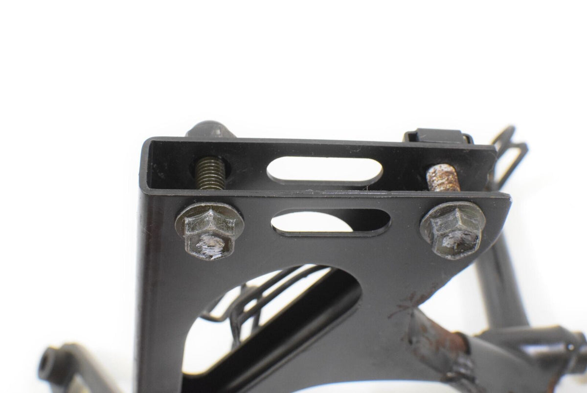 1998 Suzuki GSXR1100 GSXR 1100 Front Gauges Stay Holder Bracket {{ shop.shopifyCountryName }} - Mototech271