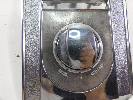2004 Harley Softail FLSTFI Fat Boy Tank Dash + Ignition Switch - Read 71250-00A {{ shop.shopifyCountryName }} - Mototech271