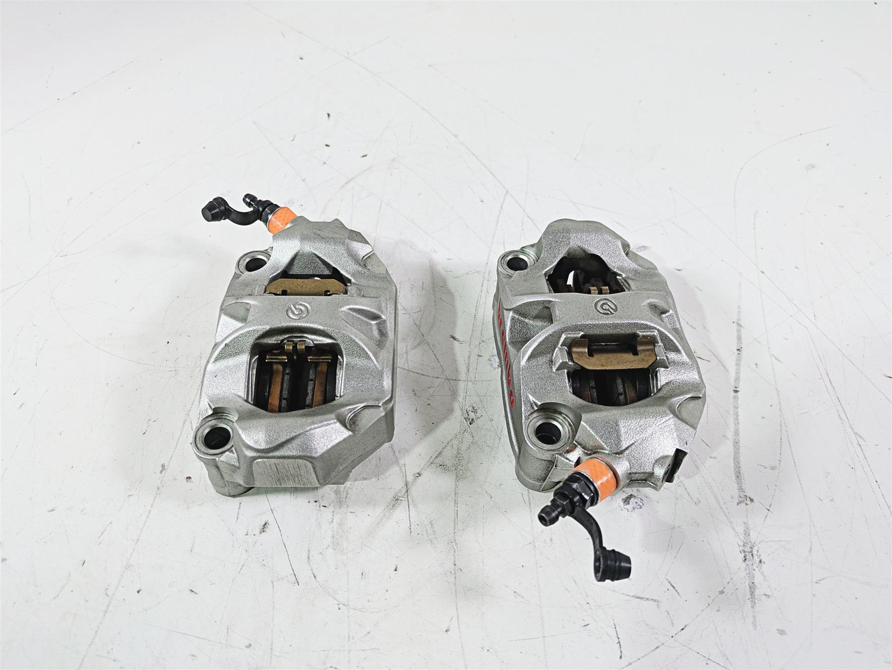 2020 Triumph Daytona 765 Moto2 Nice 100mm Brembo Front Brake Calipers T2028922 {{ shop.shopifyCountryName }} - Mototech271