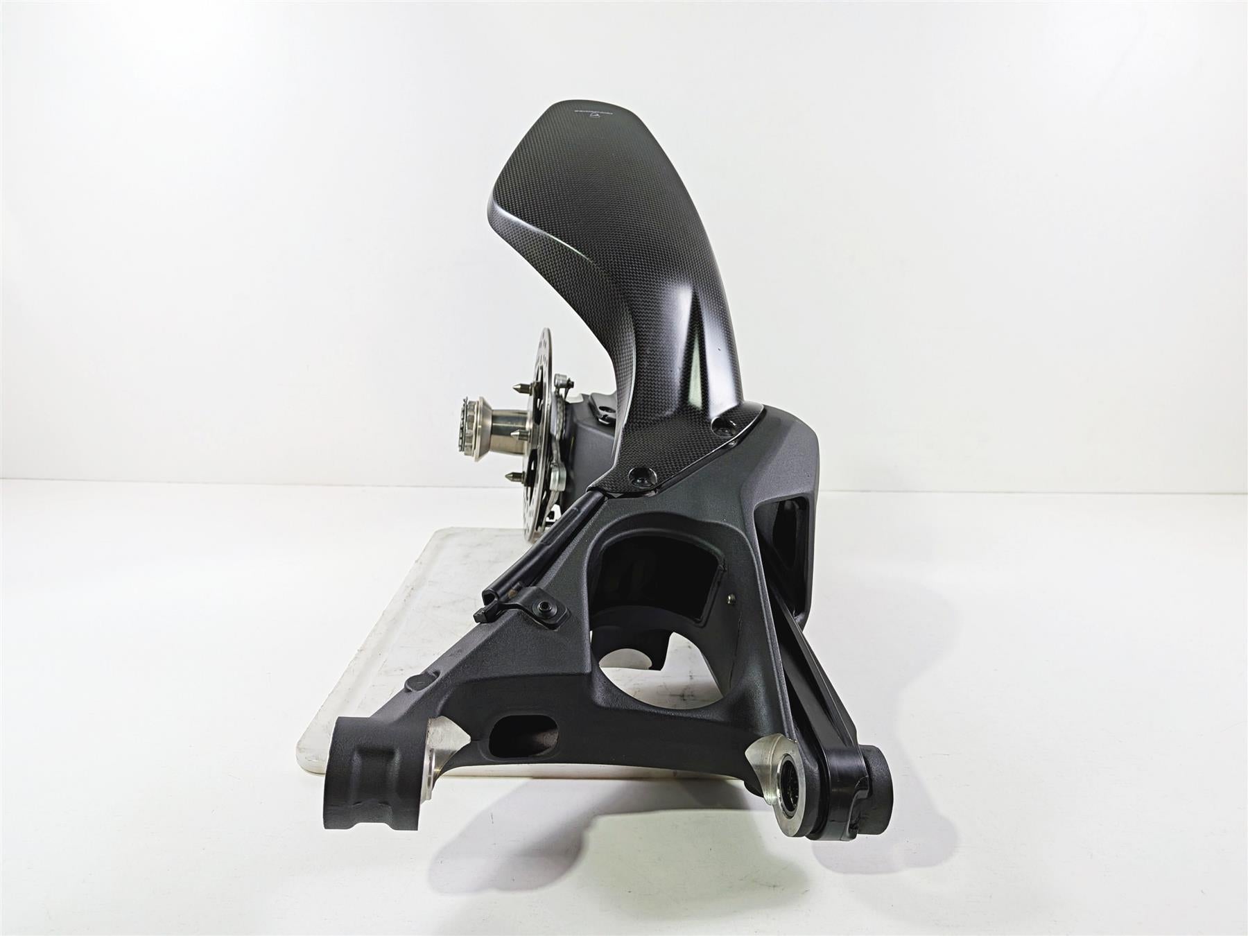 2019 Ducati Panigale V4S V4 S Corse Swingarm Rear Axle Carbon Fender 37032192B {{ shop.shopifyCountryName }} - Mototech271