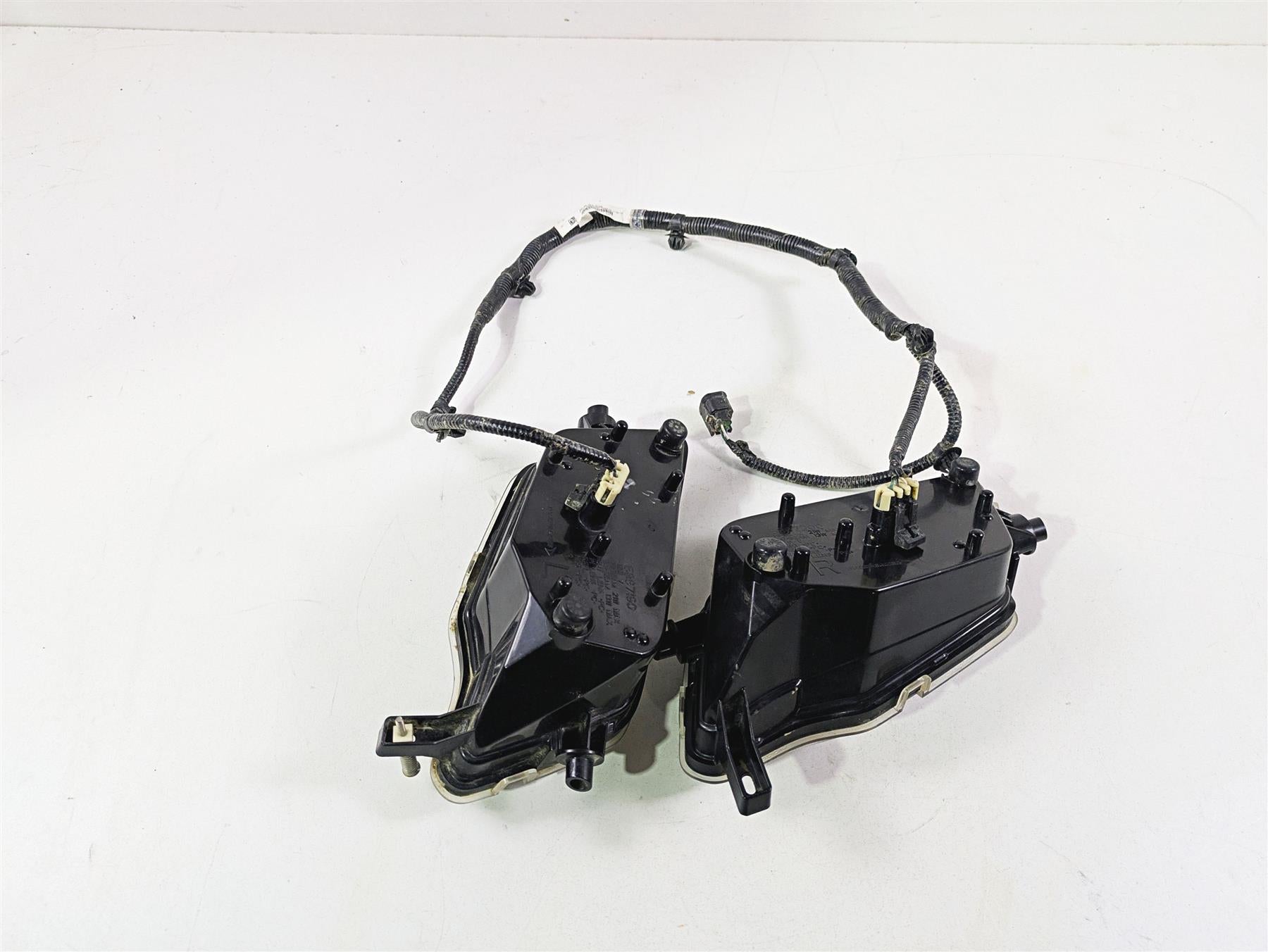 2023 Honda Talon SXS1000 S2R Headlight Head Lamp & Wiring - Read 33100-HL6-A41 {{ shop.shopifyCountryName }} - Mototech271