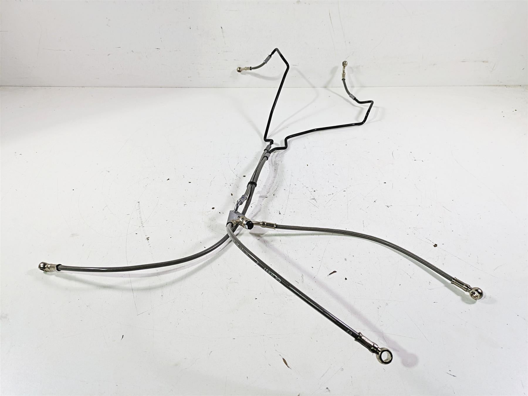 2023 Triumph Street Triple 765 RS Front Abs Brake Line Hose Set T2021506 {{ shop.shopifyCountryName }} - Mototech271