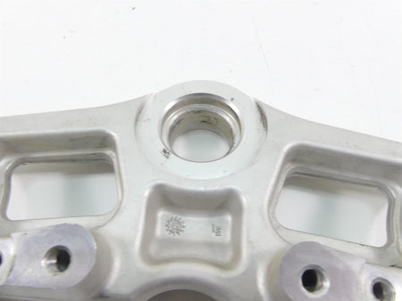 2006 Triumph Daytona 675 Upper Triple Tree Steering Clamp 50mm T2049170 {{ shop.shopifyCountryName }} - Mototech271