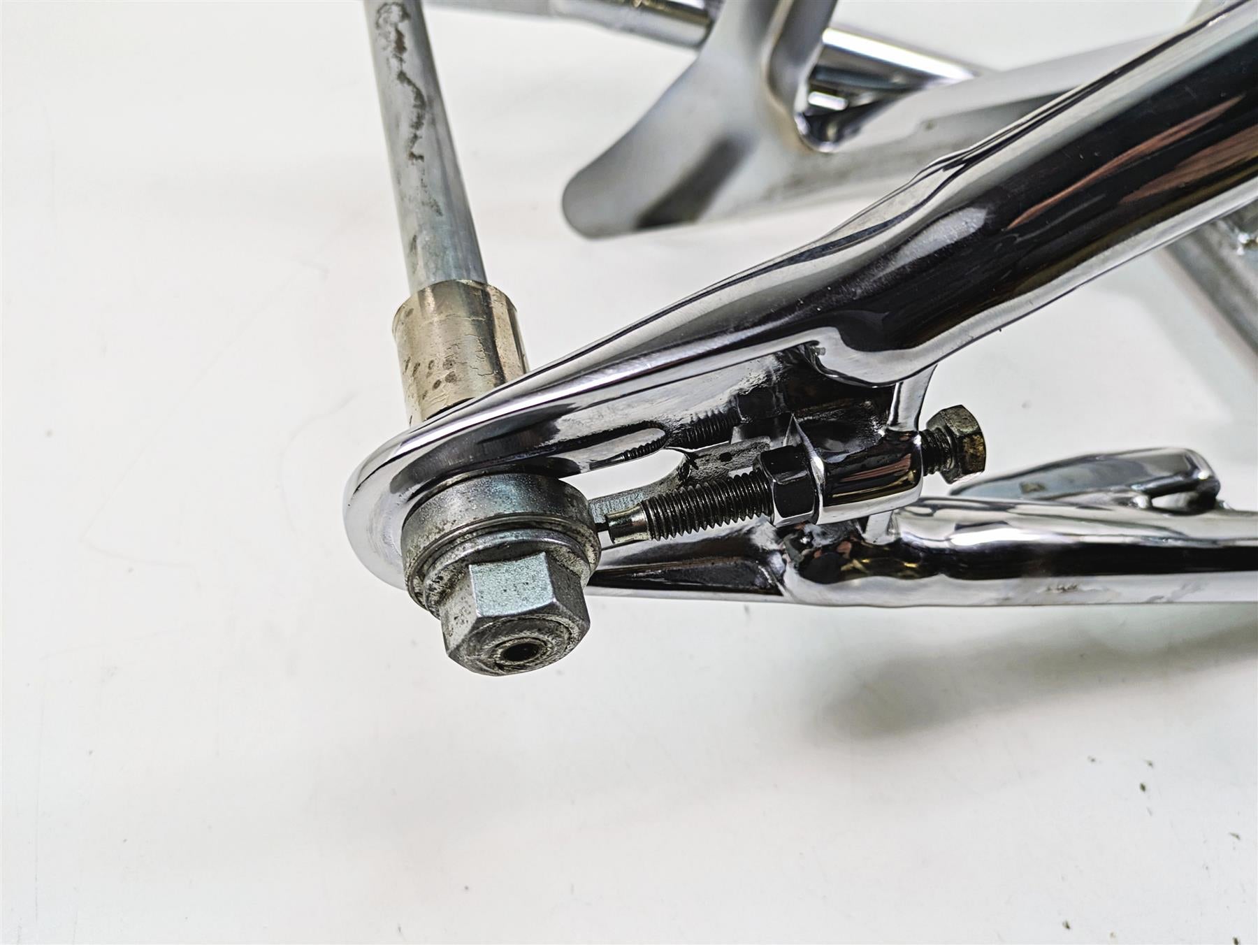 2006 Harley Softail FXSTSI Springer Rear Chrome Swingarm 200mm 47614-06 {{ shop.shopifyCountryName }} - Mototech271