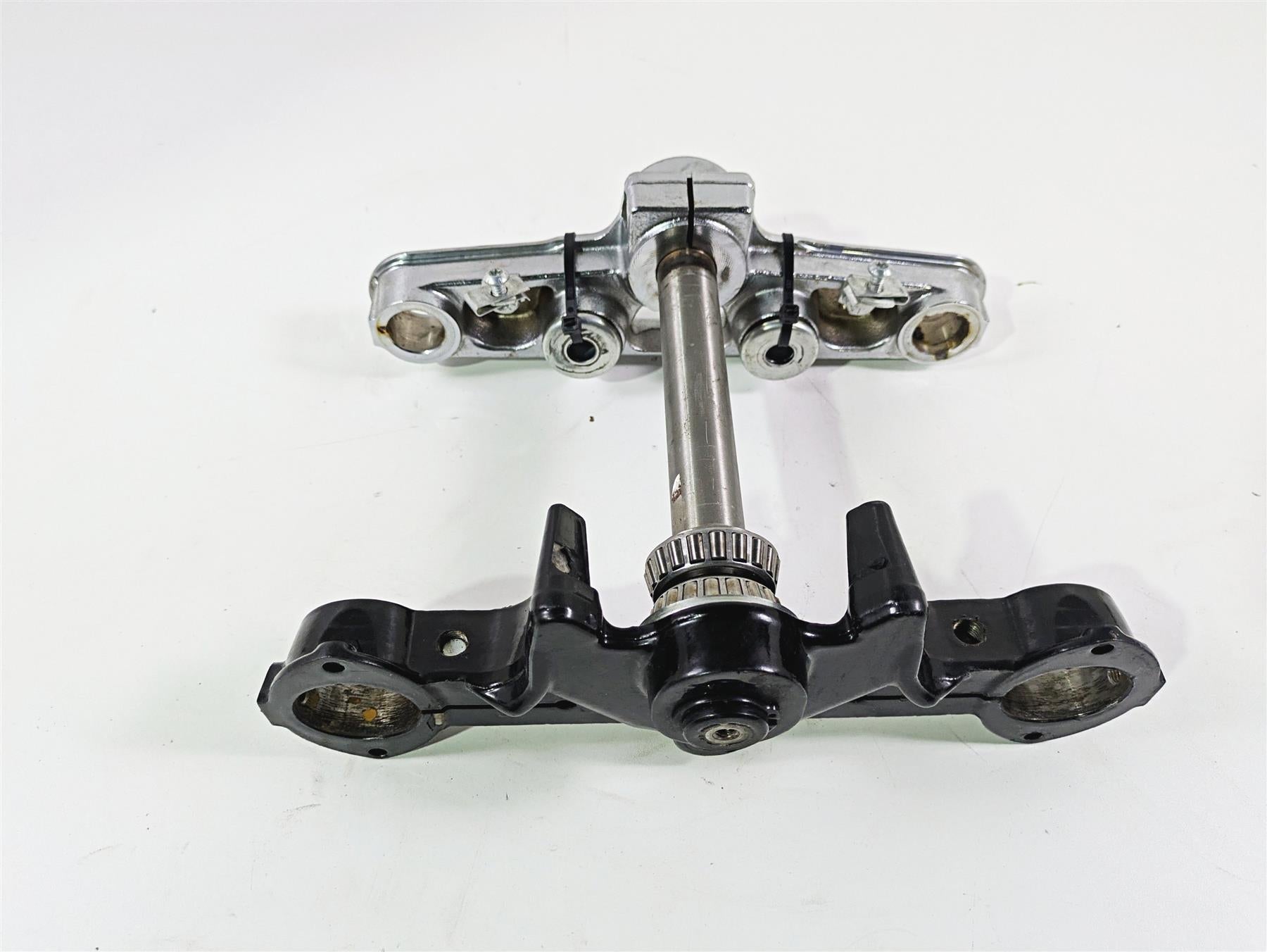 2017 Harley Softail Heritage Classic FLSTC Upper Lower Triple Tree Set 45605-00A {{ shop.shopifyCountryName }} - Mototech271