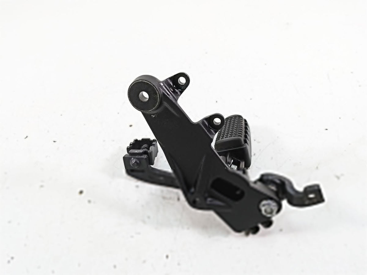 2022 Harley RA1250 S Pan America Right Rider Footpeg & Brake Pedal 50501785 {{ shop.shopifyCountryName }} - Mototech271