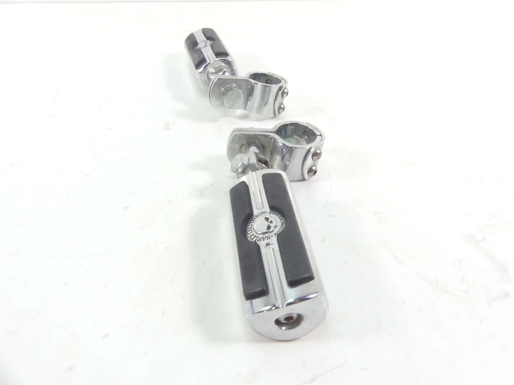 2007 Harley Touring FLHR SE CVO Road King Highway Foot Peg Footpeg Set 50500858 {{ shop.shopifyCountryName }} - Mototech271
