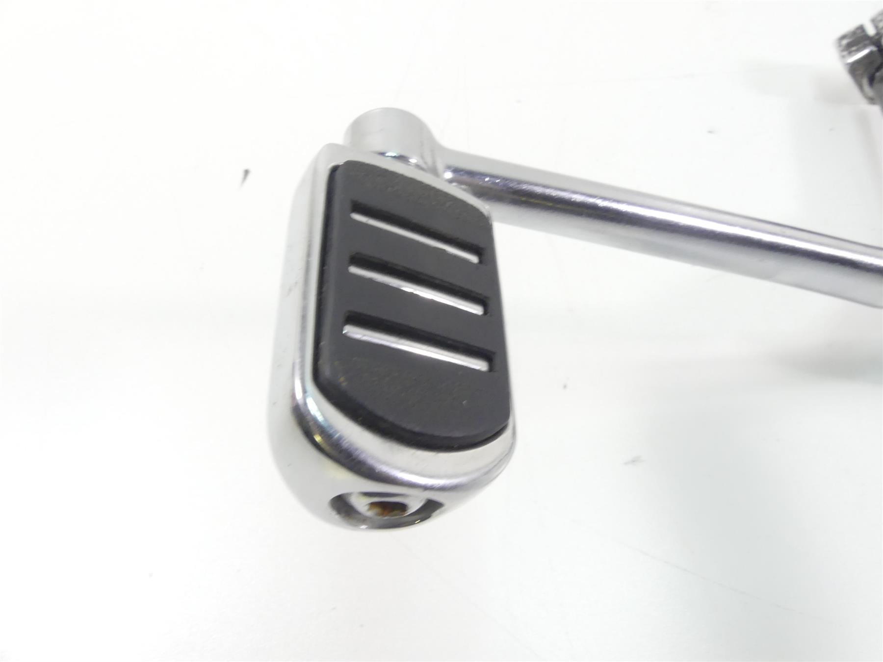 2013 Harley Touring FLHX Street Glide Left Front Floor Board & Shifter 50688-04 {{ shop.shopifyCountryName }} - Mototech271
