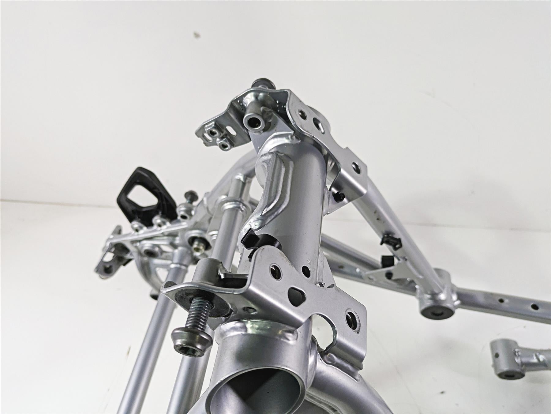 2016 BMW R1200GS GSW K50 Straight Main Silver Frame Chassis With Salvage Texas Title 46519444971 {{ shop.shopifyCountryName }} - Mototech271