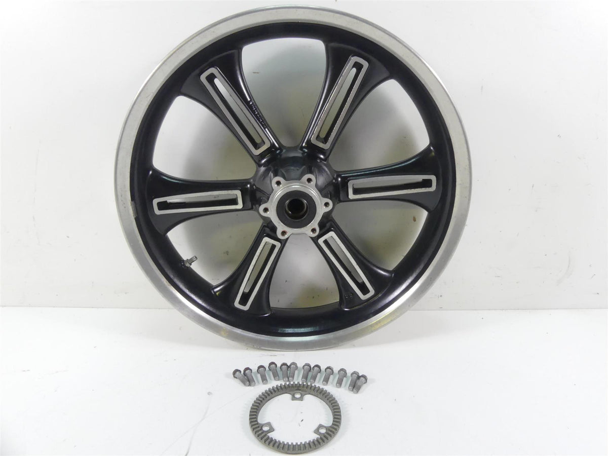 2013 Victory Cross Country Front Straight 18x3.5 Wheel Rim 1521383 {{ shop.shopifyCountryName }} - Mototech271