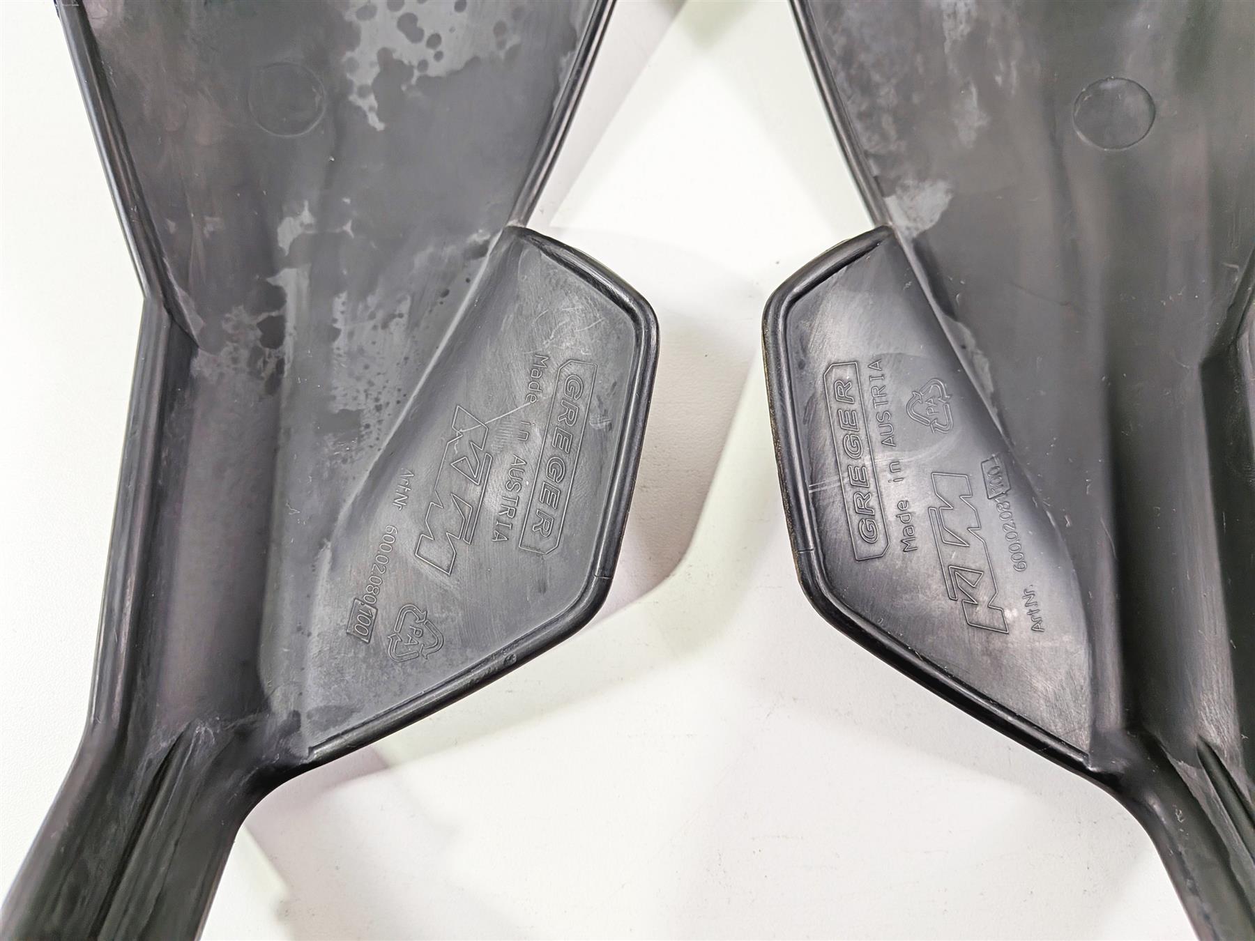 2005 KTM 950 LC8 Adventure Hand Guard Protection Set Greger 6000207910030 {{ shop.shopifyCountryName }} - Mototech271