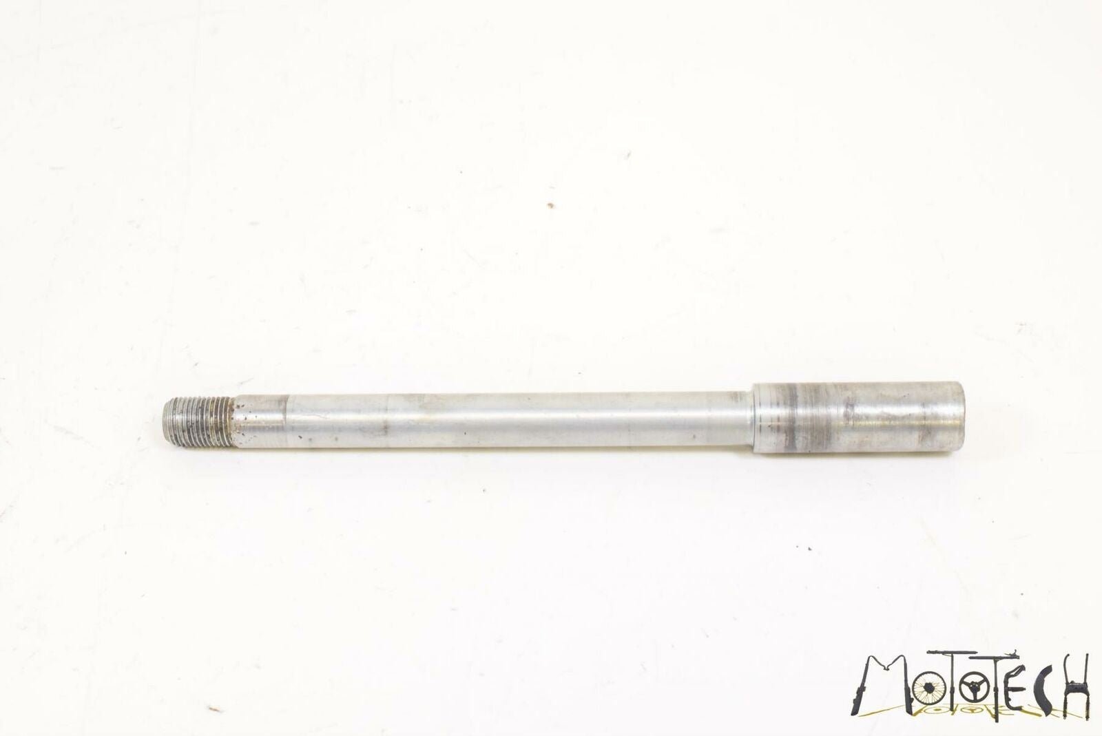 2006 Suzuki SV650 S Front Wheel Axle Spindle 54711-08F00 {{ shop.shopifyCountryName }} - Mototech271
