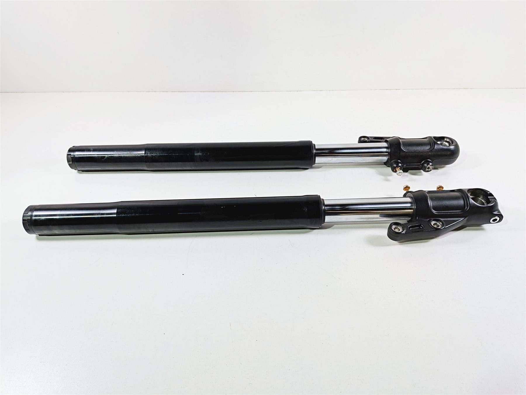 2022 Harley Softail FXLRST Low Rider Front Fork 43mm Set 45400327 45400328-Mototech271