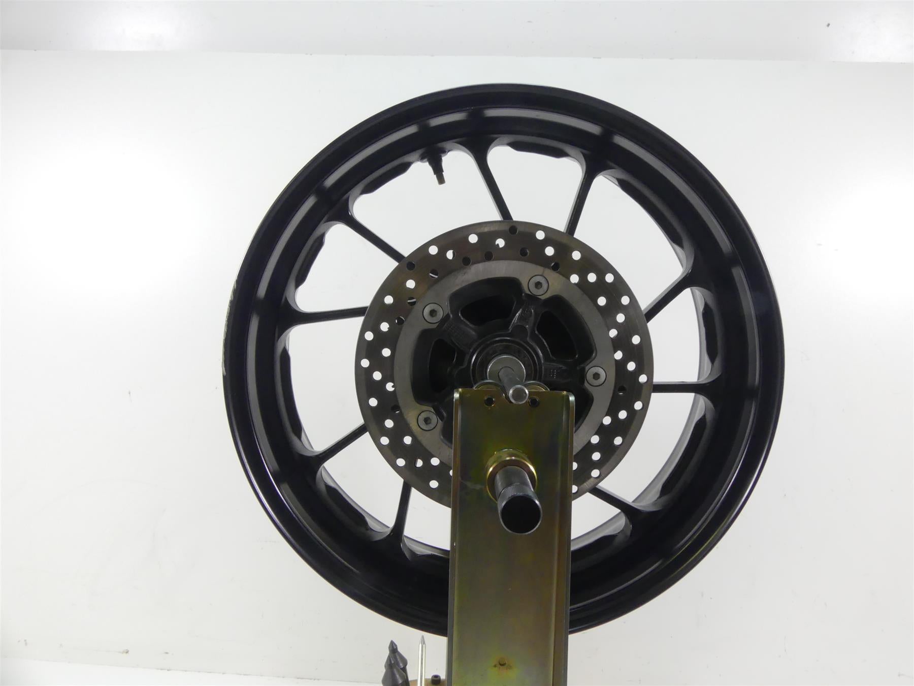 2015 Yamaha MT09 FZ09 Straight Rear Wheel Rim 17x5.5 -Read 1RC-25338-00-00 {{ shop.shopifyCountryName }} - Mototech271