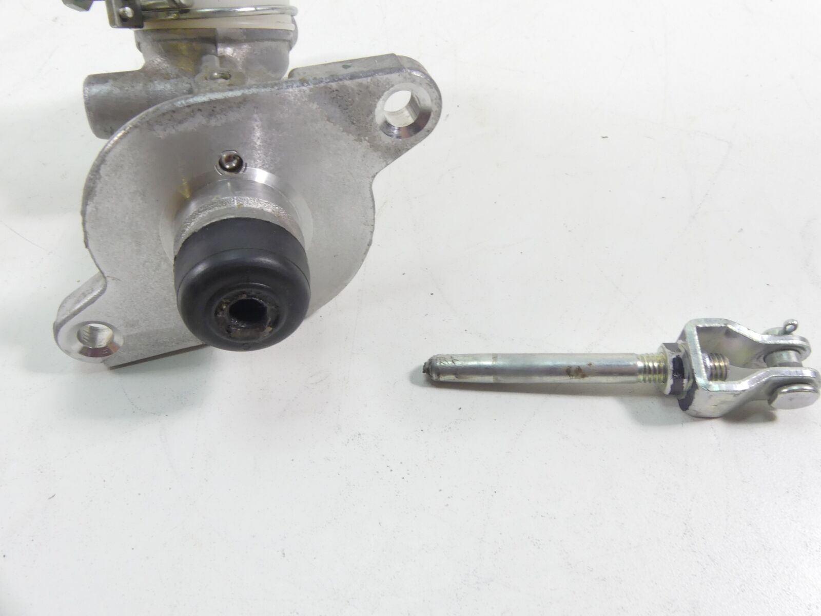 2018 Yamaha YXZ1000 R EPS Nissin Main Brake Master Cylinder 11/16 2HC-2583T-10-0 {{ shop.shopifyCountryName }} - Mototech271