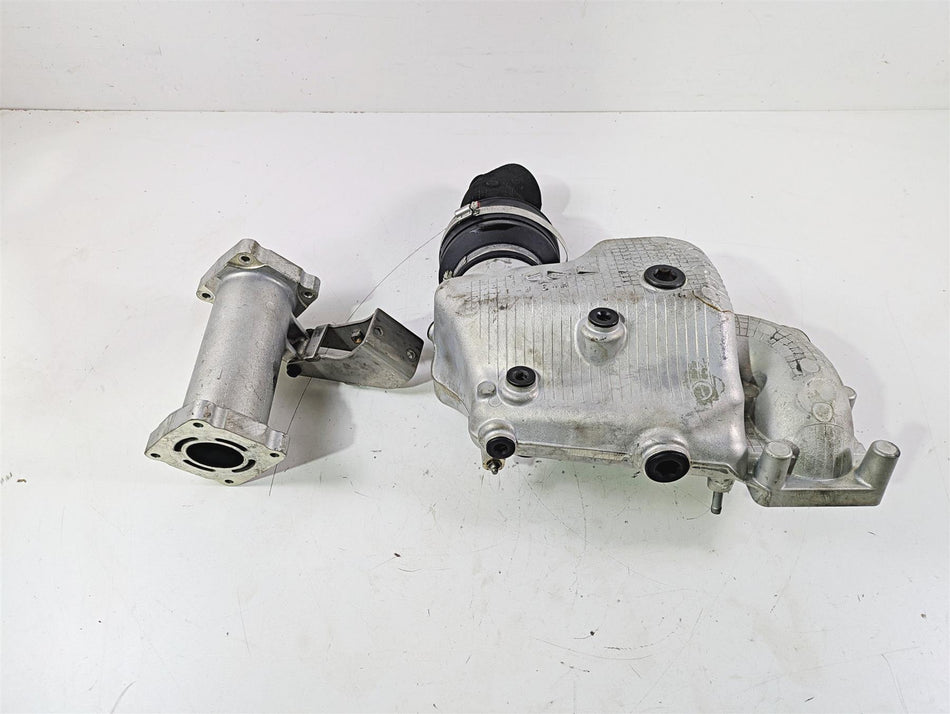 2004 Honda Aquatrax R-12X Exhaust Manifold Chamber 18310-HW3-671 {{ shop.shopifyCountryName }} - Mototech271